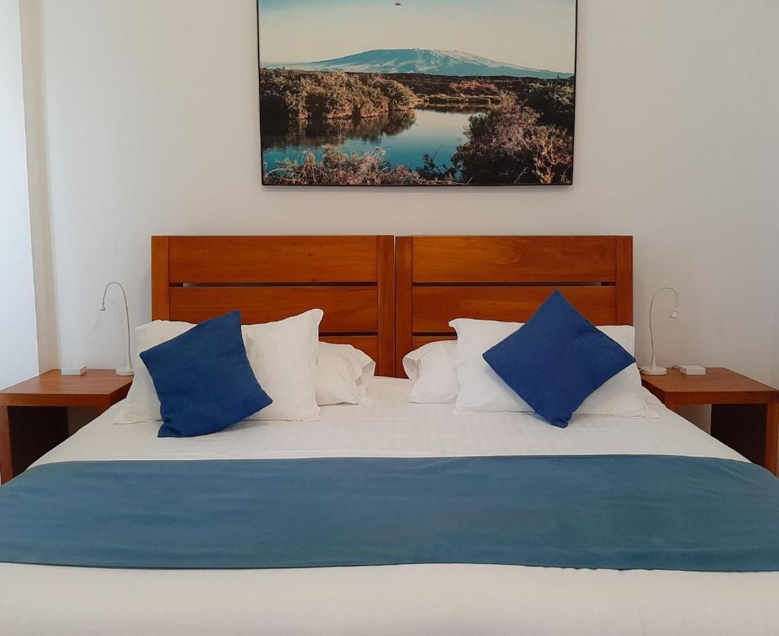 Hotel Albemarle Puerto Villamil Buitenkant foto
