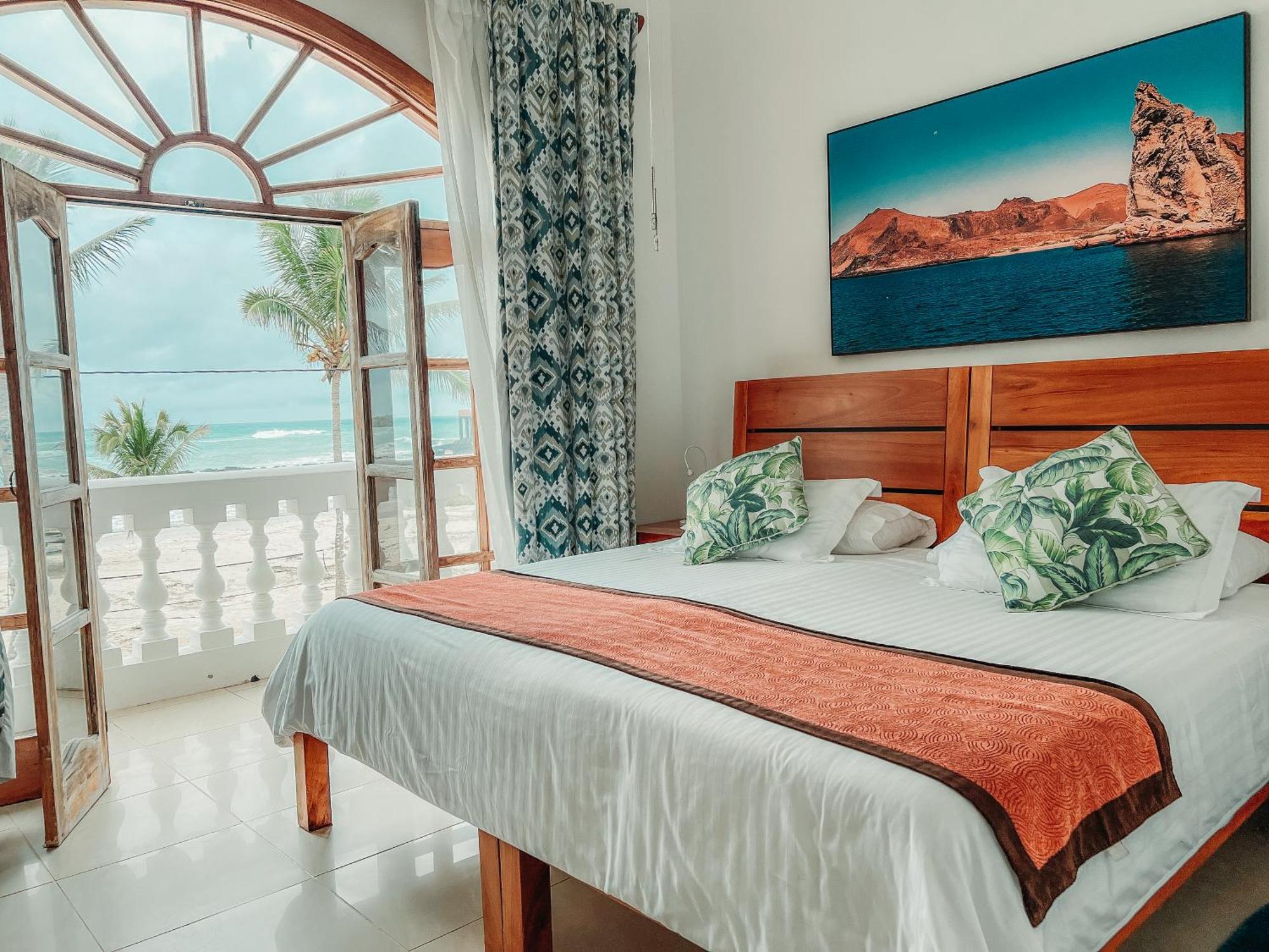 Hotel Albemarle Puerto Villamil Buitenkant foto