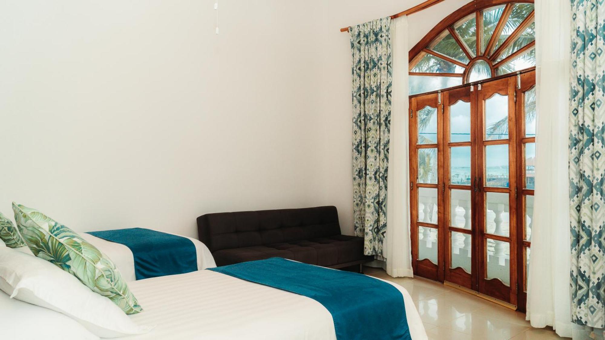 Hotel Albemarle Puerto Villamil Buitenkant foto