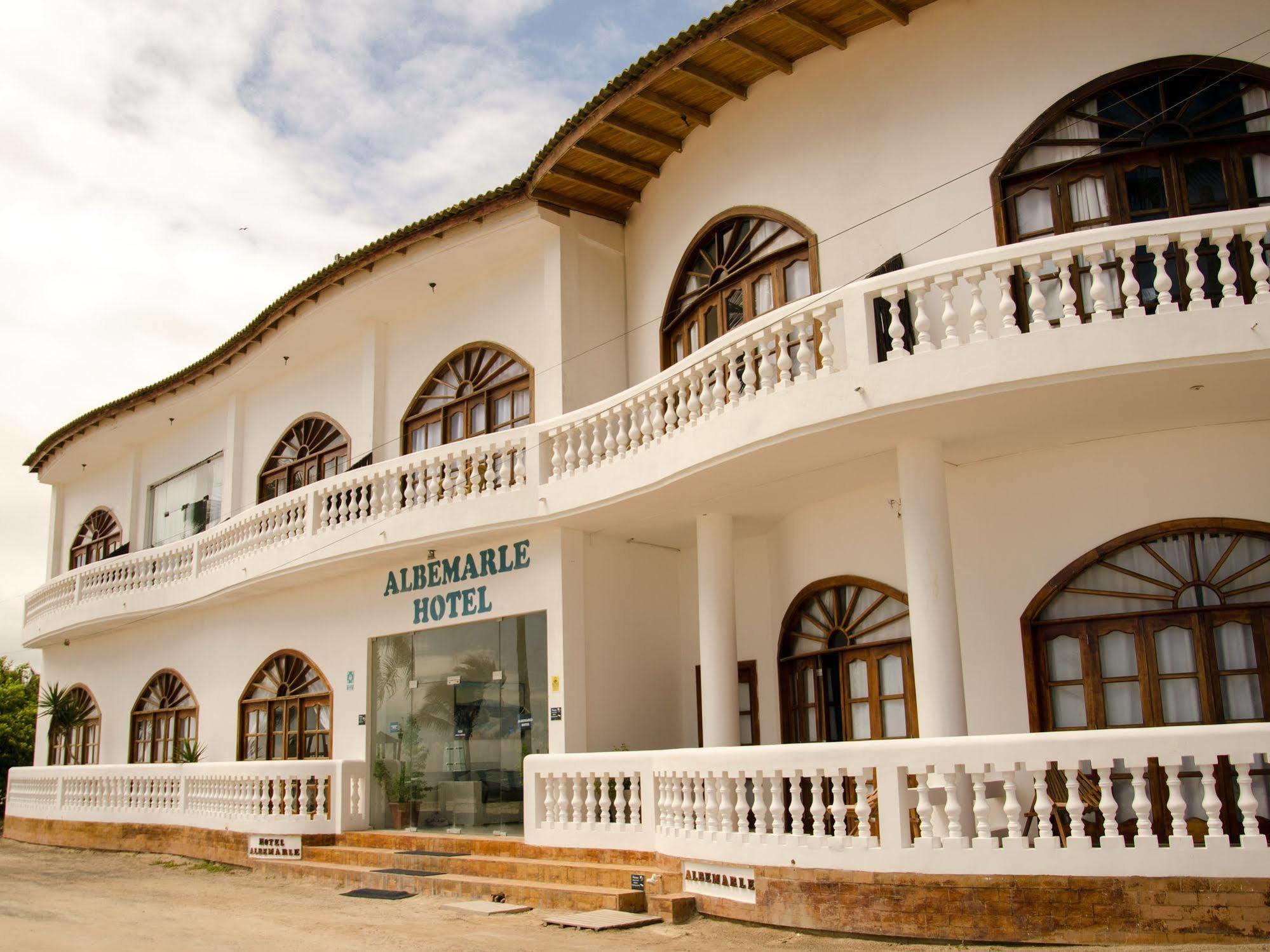 Hotel Albemarle Puerto Villamil Buitenkant foto