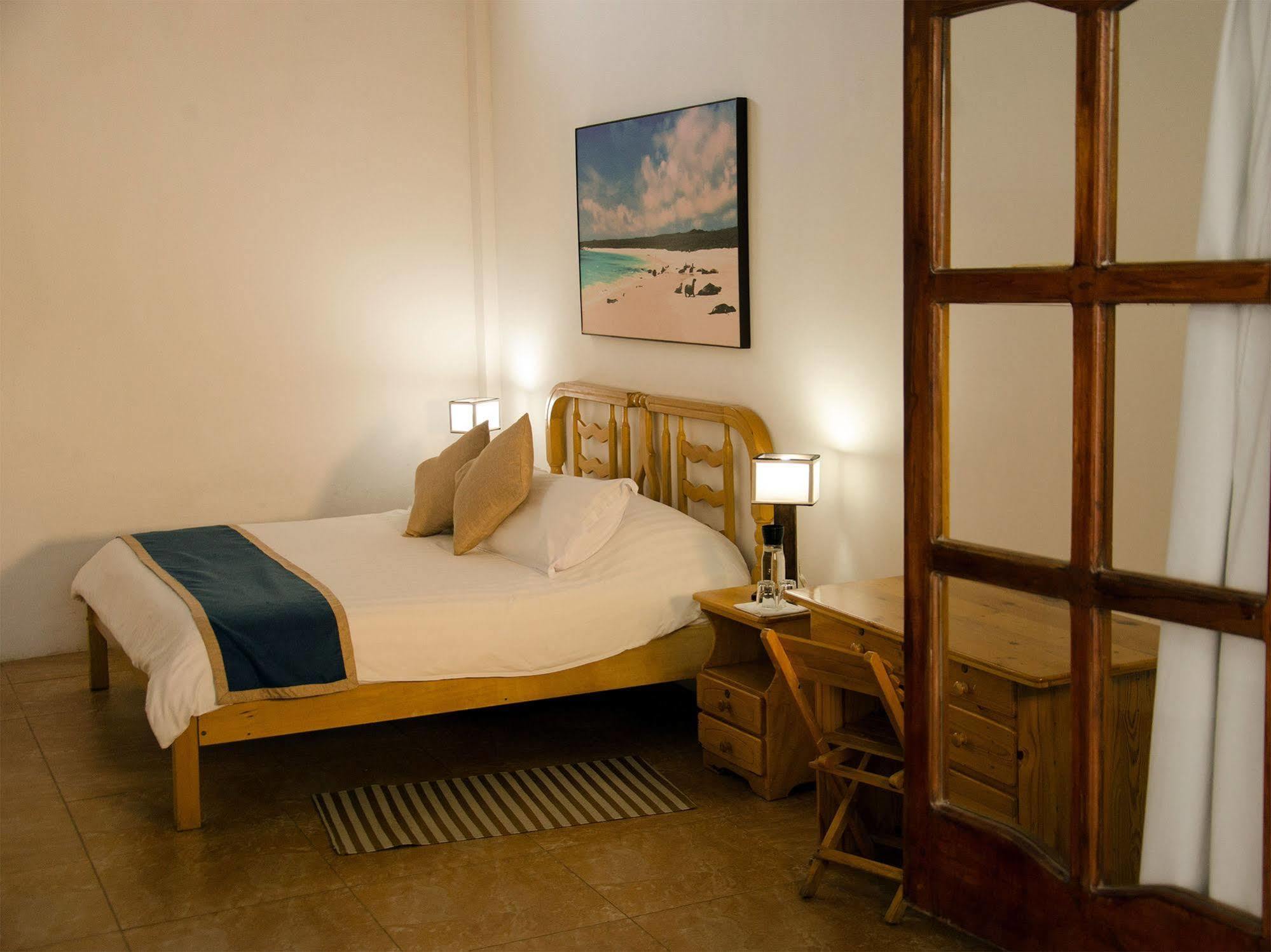 Hotel Albemarle Puerto Villamil Buitenkant foto